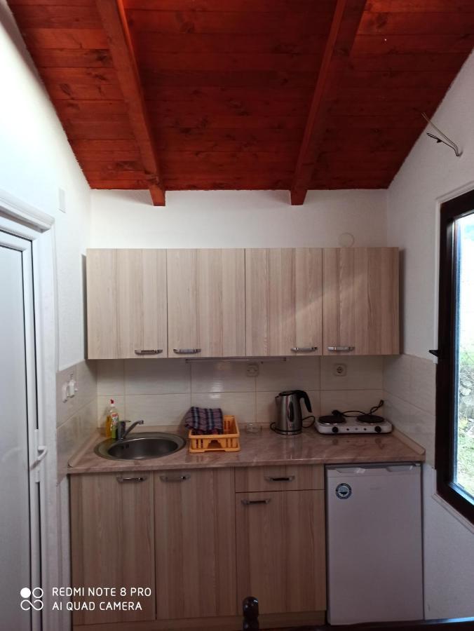 Karali Apartments Lagadin Extérieur photo