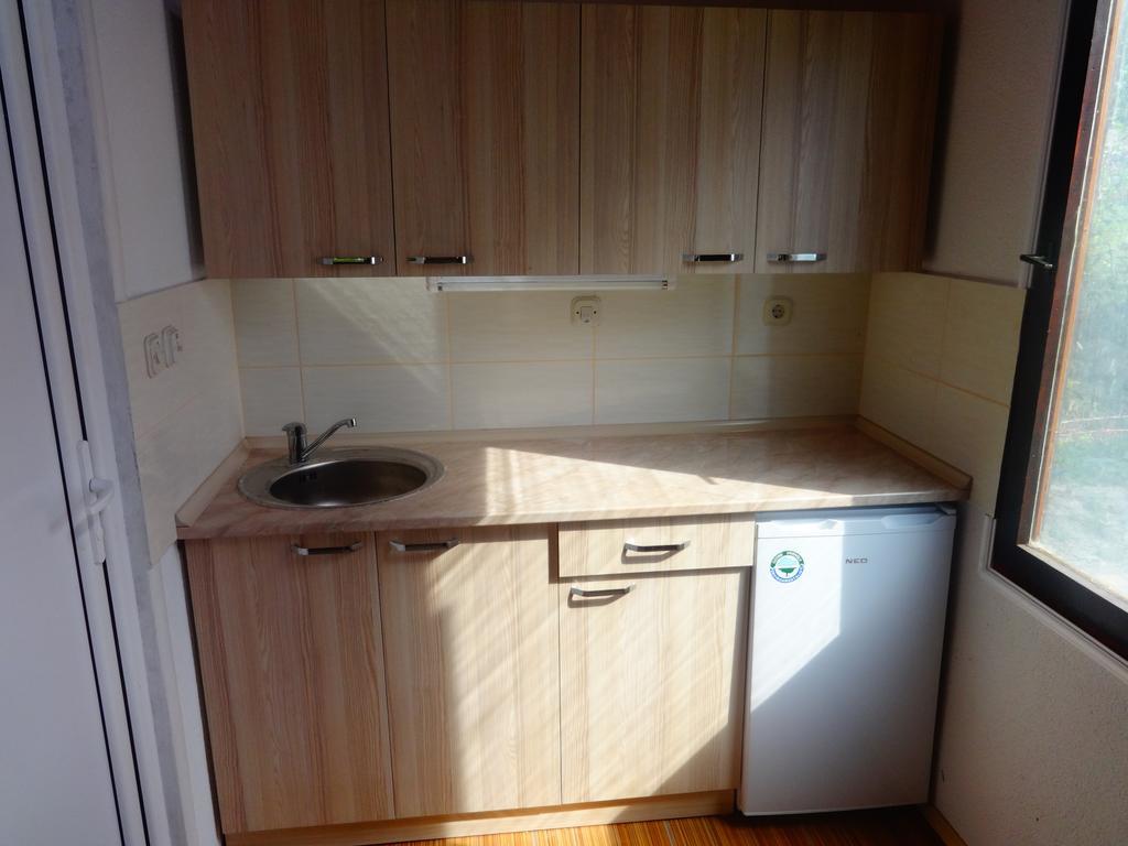 Karali Apartments Lagadin Extérieur photo